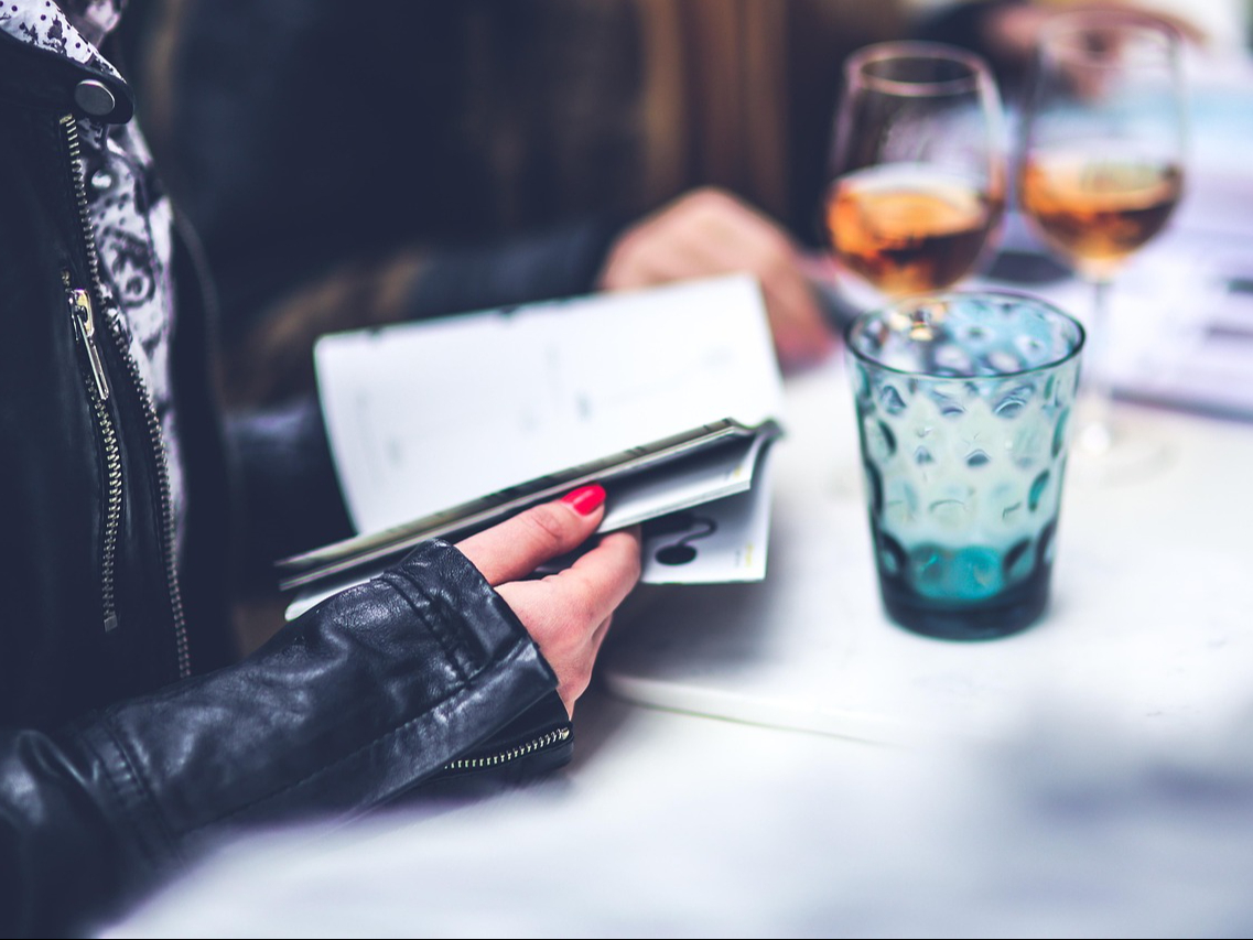 Im persönlichen Gespräch – Inspiration und Austausch über Kunst und Endometriose